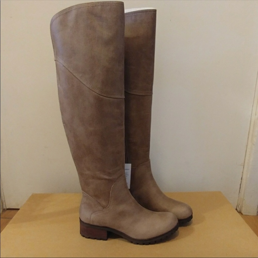 NWOB knee high lucky brand boots
